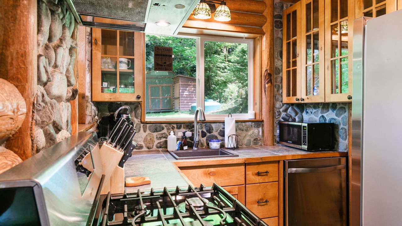 Photo of Others in Gold Bar