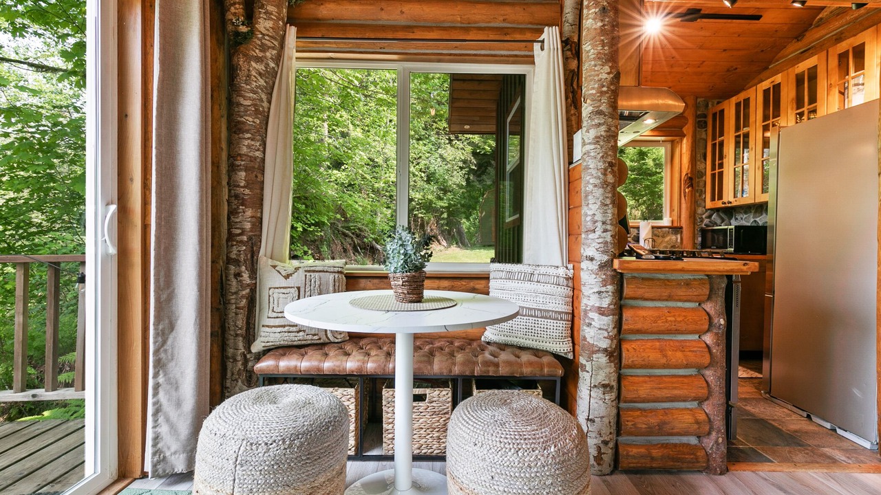 Photo of Others in Gold Bar