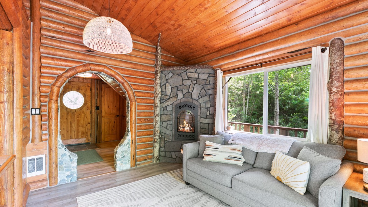 Photo of Others in Gold Bar