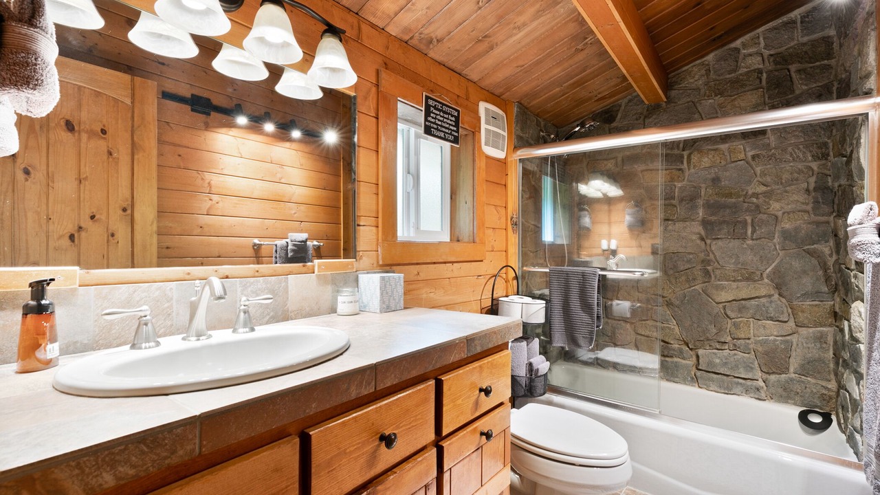 Photo of Others in Gold Bar