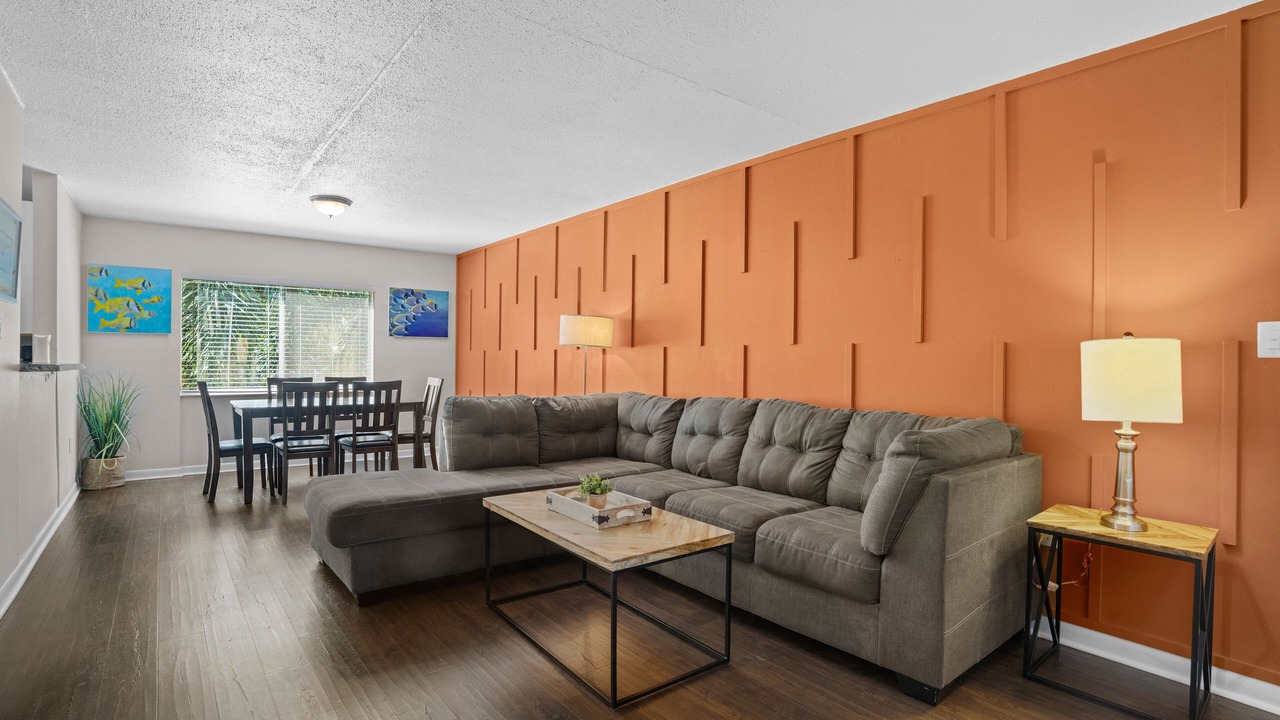 Photo of Livingroom in Beach Park