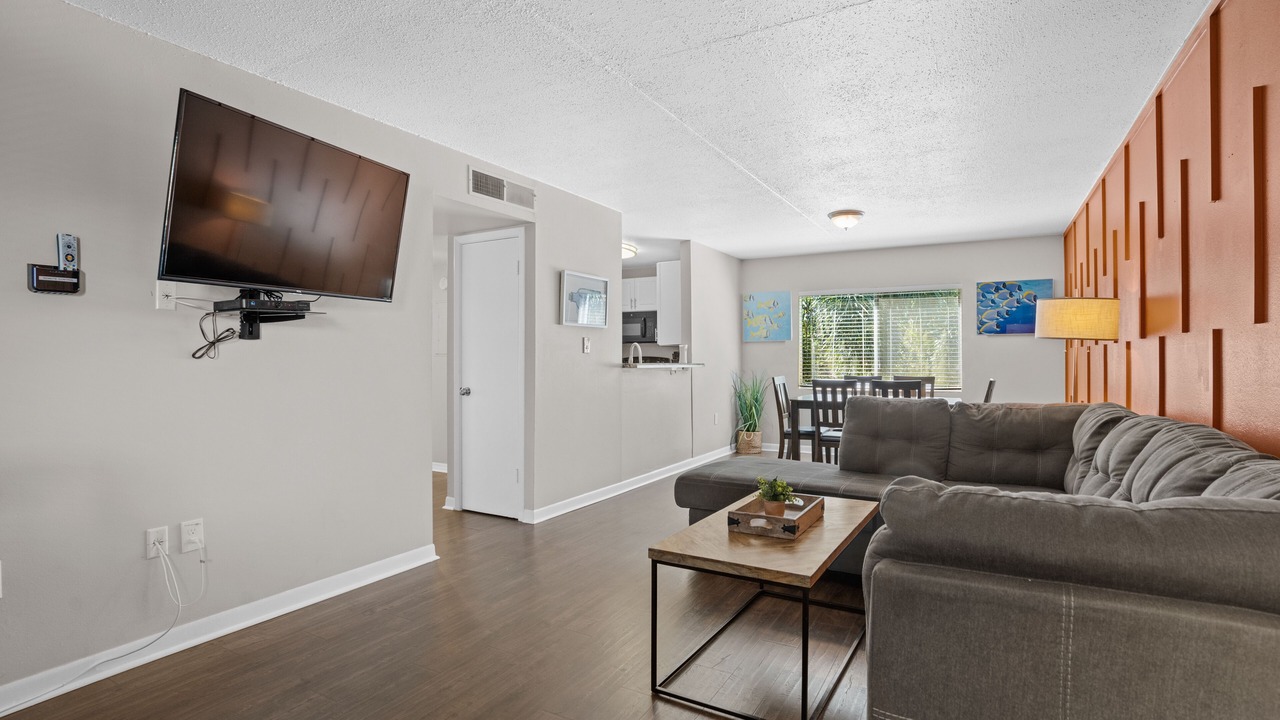Photo of Livingroom in Beach Park