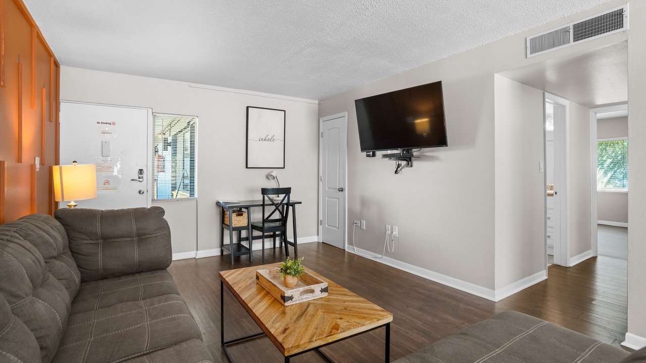 Photo of Livingroom in Beach Park