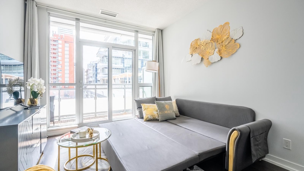 Photo of Livingroom in Mount Pleasant West