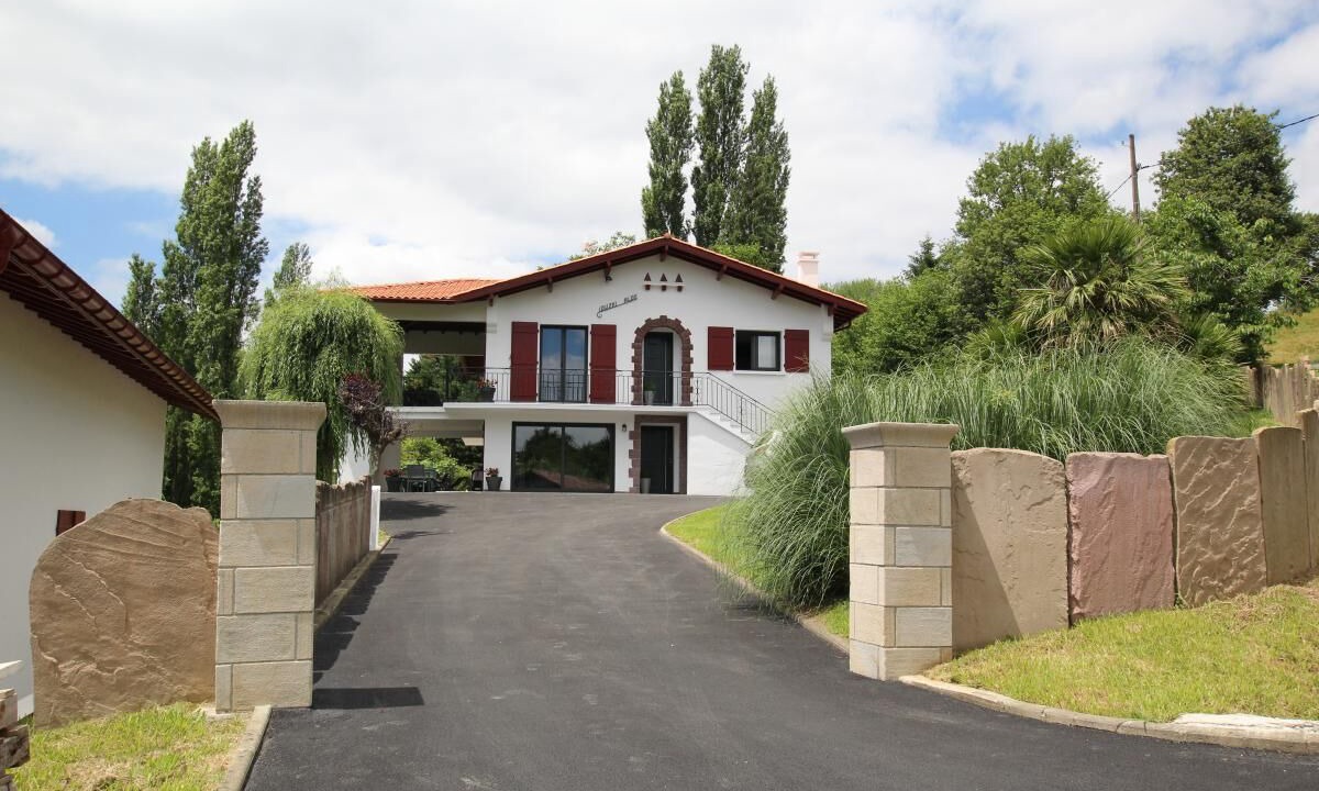 Photo of Outdoor in Souraide