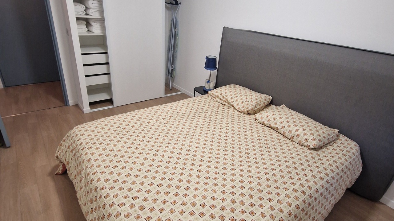 Photo of Bedroom in Petit-Colombes