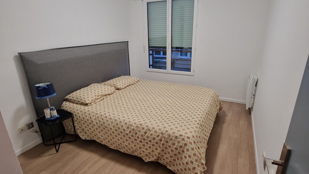 Photo of Bedroom in Petit-Colombes