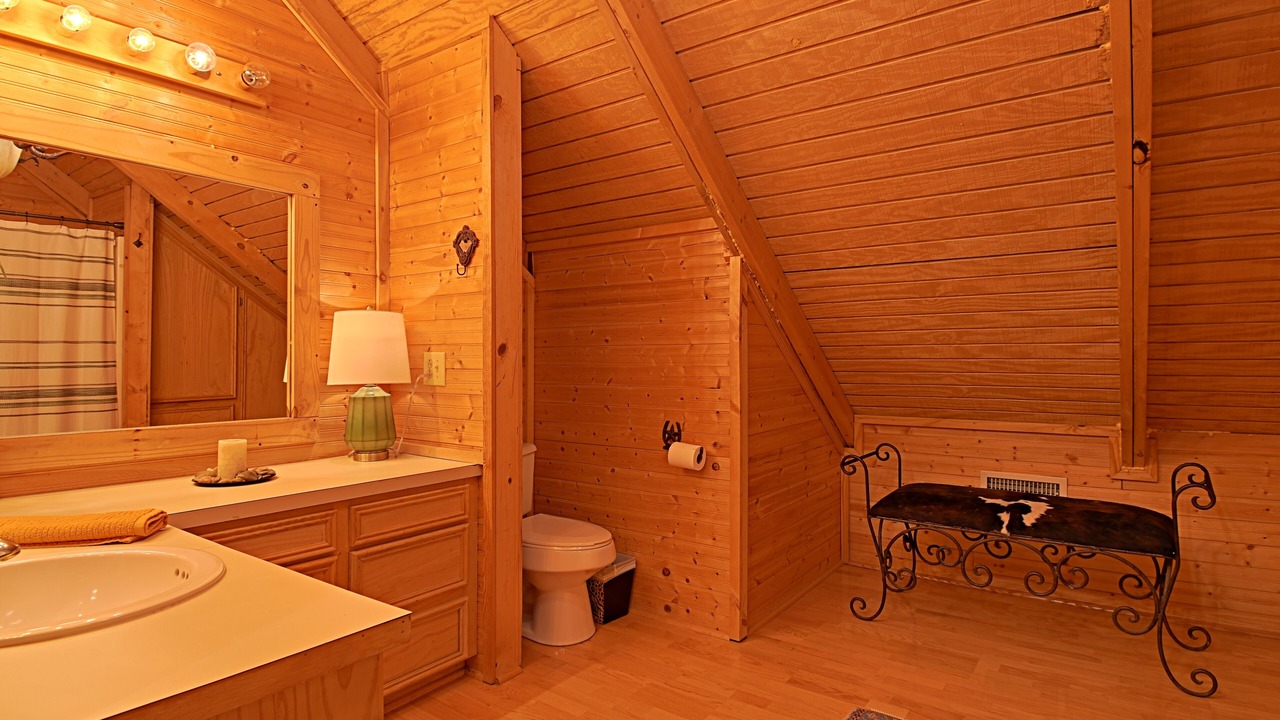 Photo of Bathroom in Caldwell County