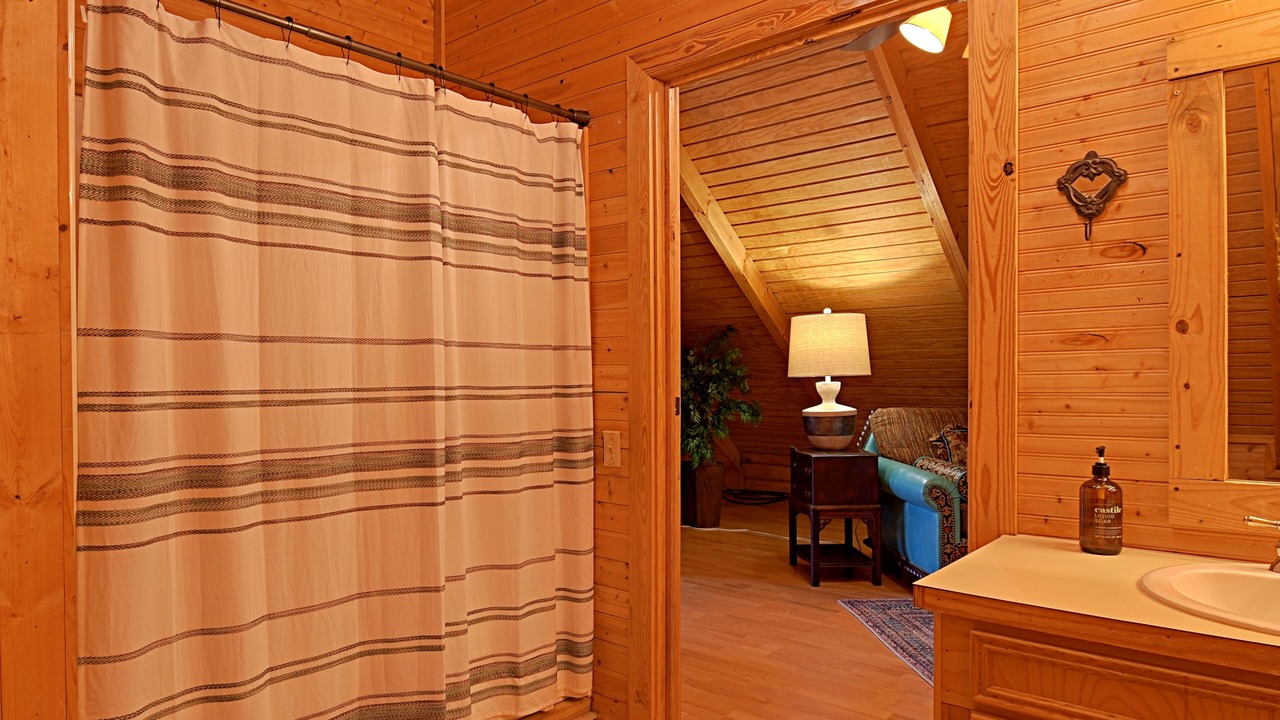 Photo of Bathroom in Caldwell County