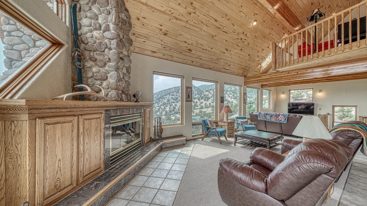 Photo of Livingroom in Salida