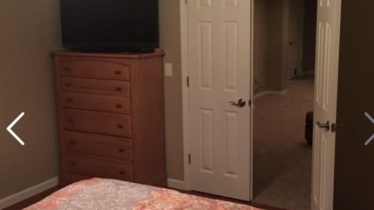 Photo of Bedroom in Bellefonte