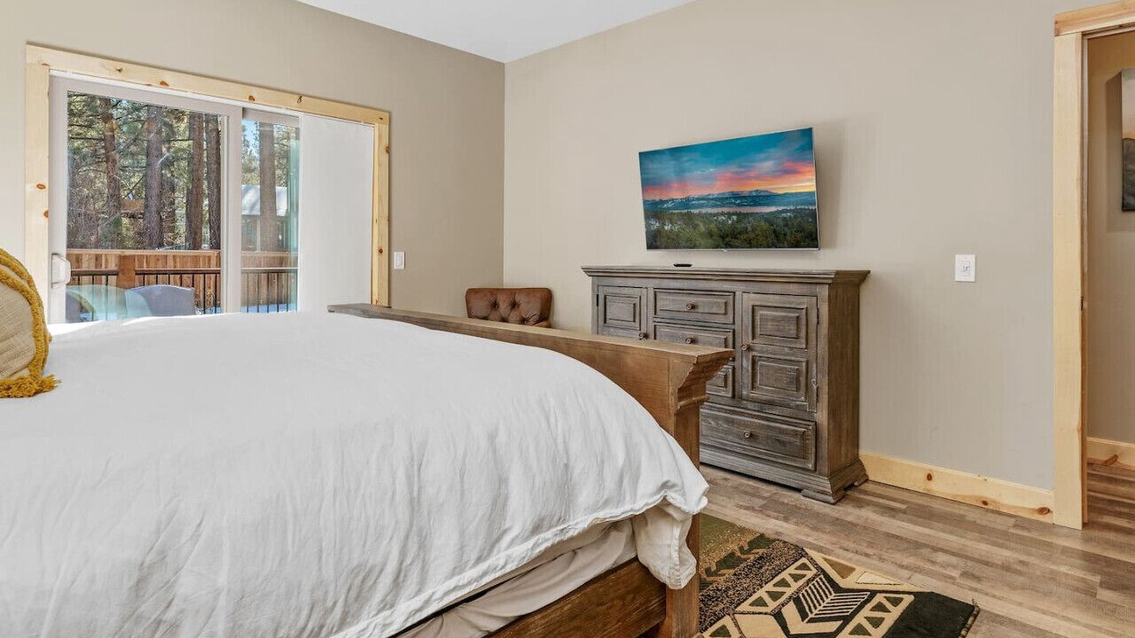 Photo of Bedroom in Big Bear City