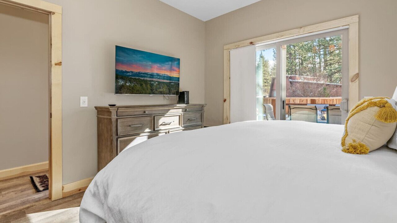 Photo of Bedroom in Big Bear City