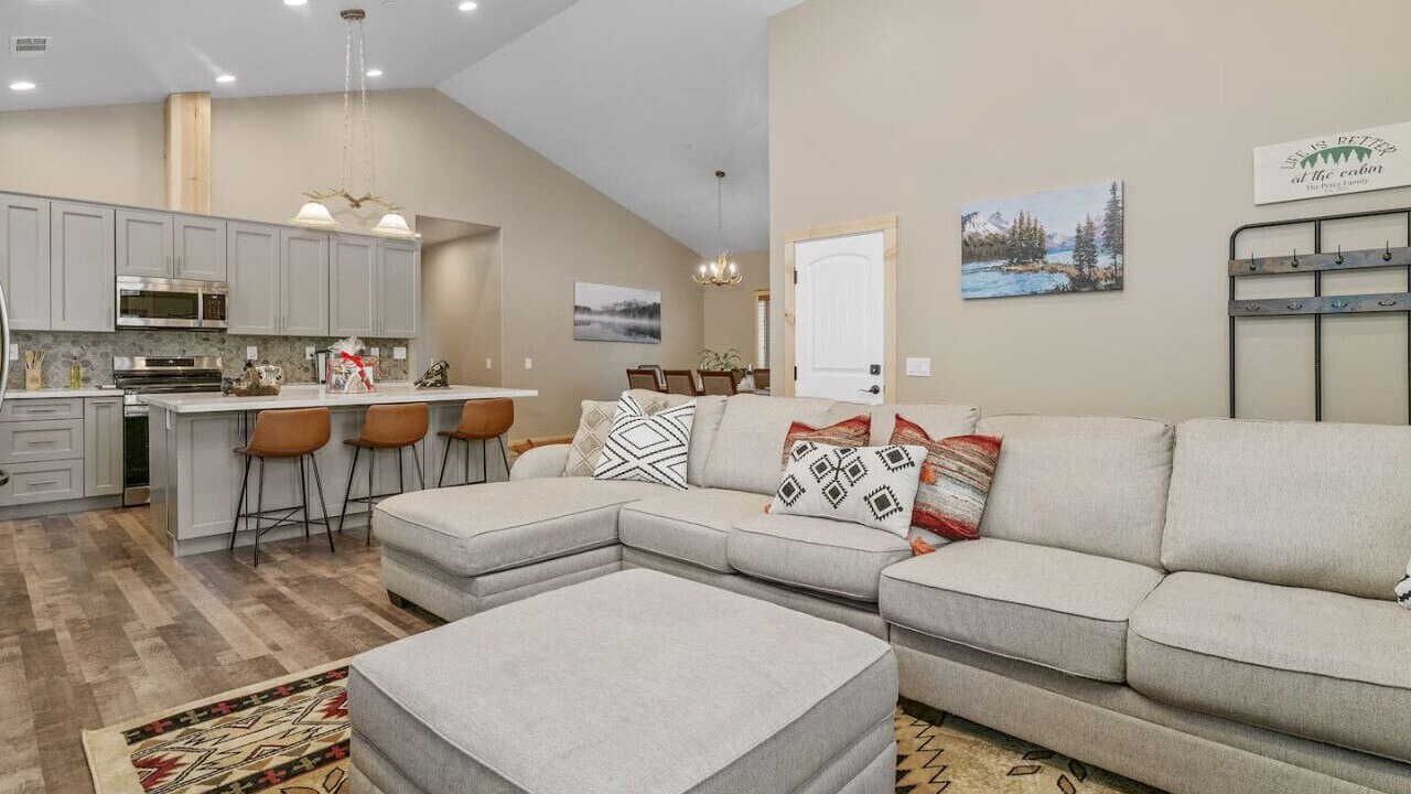 Photo of Livingroom in Big Bear City