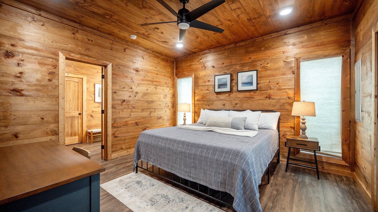 Photo of Bedroom in Golden