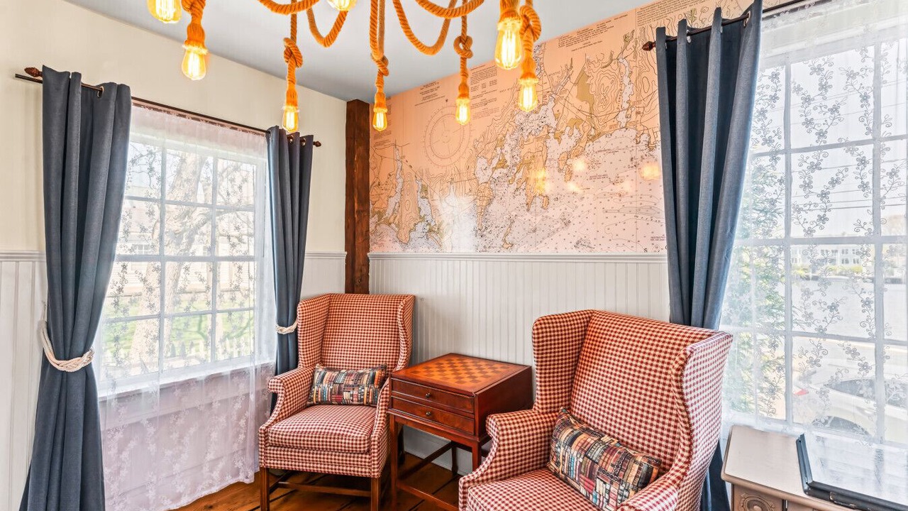 Photo of Bedroom in Mystic