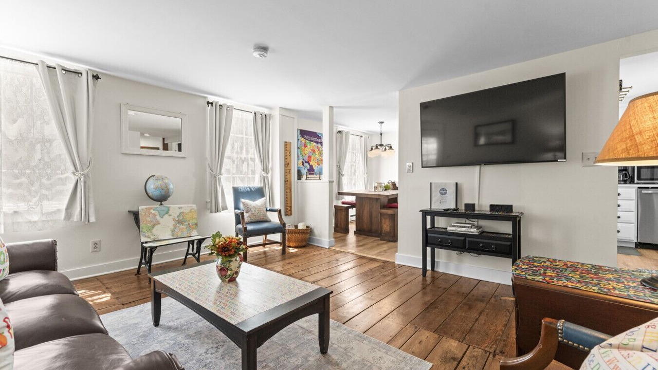 Photo of Bedroom in Mystic