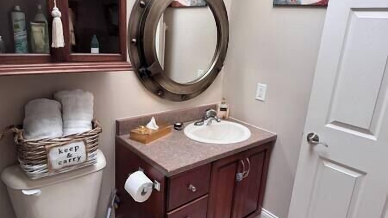 Photo of Bathroom in Western Shore