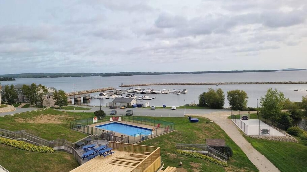 Photo of Patio Balcony in Western Shore