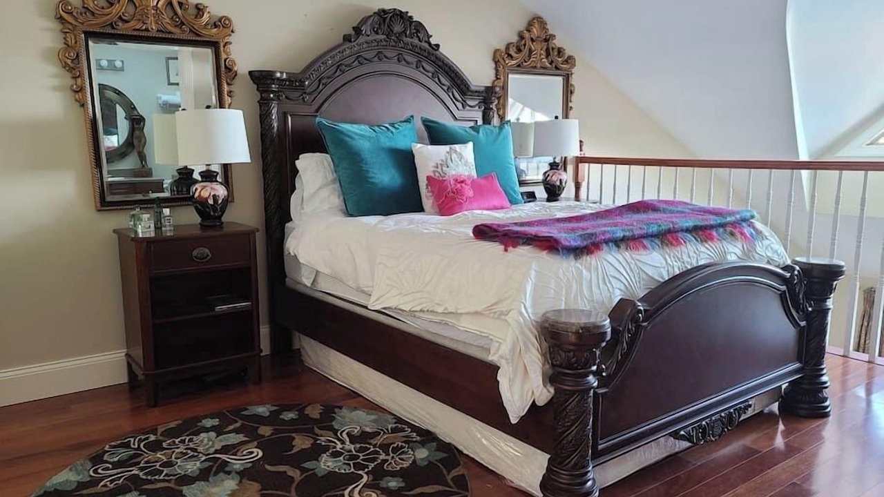 Photo of Bedroom in Western Shore