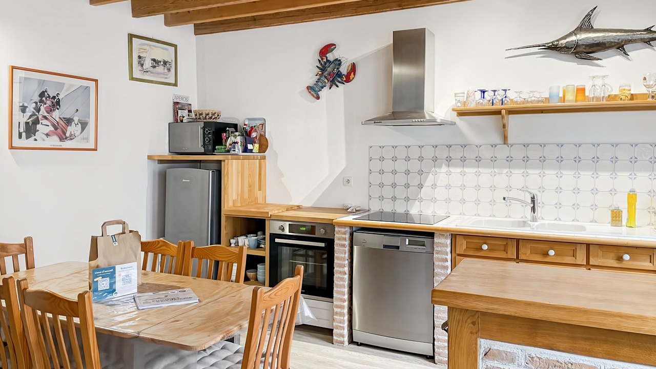 Photo of Kitchen in Saint-Valery-sur-Somme