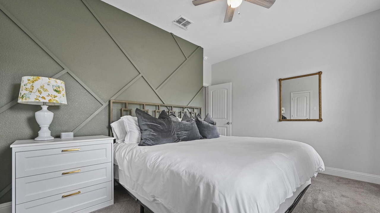 Photo of Bedroom in Forest Hill