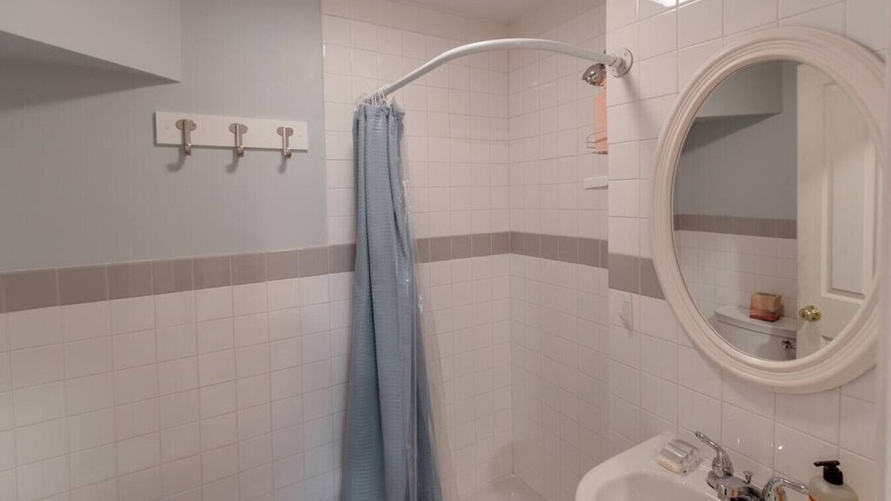 Photo of Bathroom in Garrison
