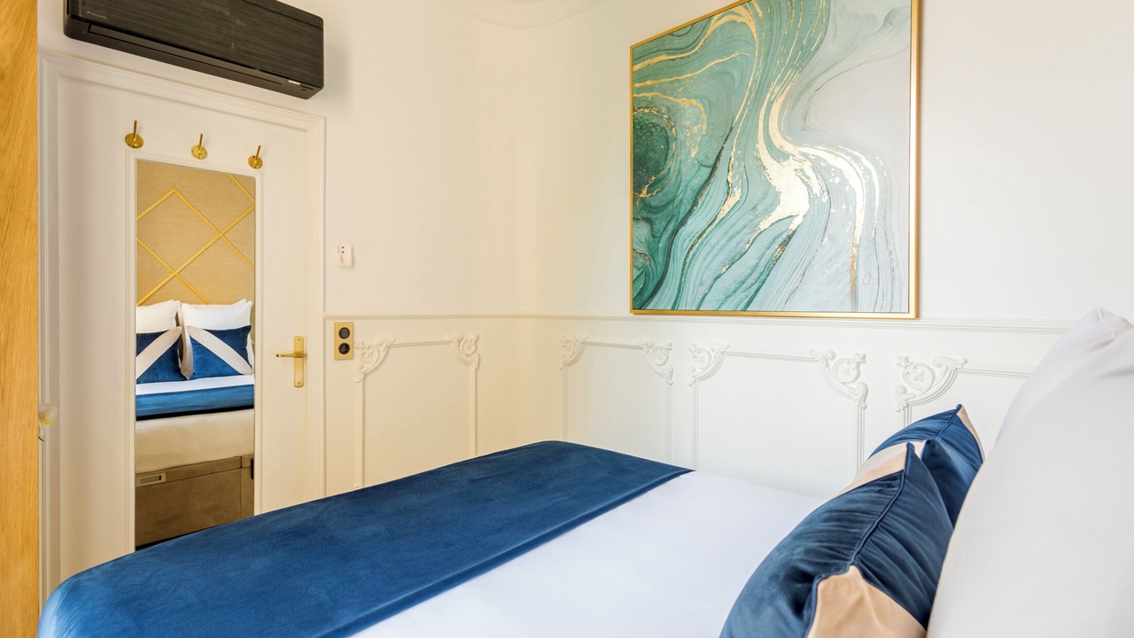 Photo of Bedroom in Saint-Thomas-d'Aquin