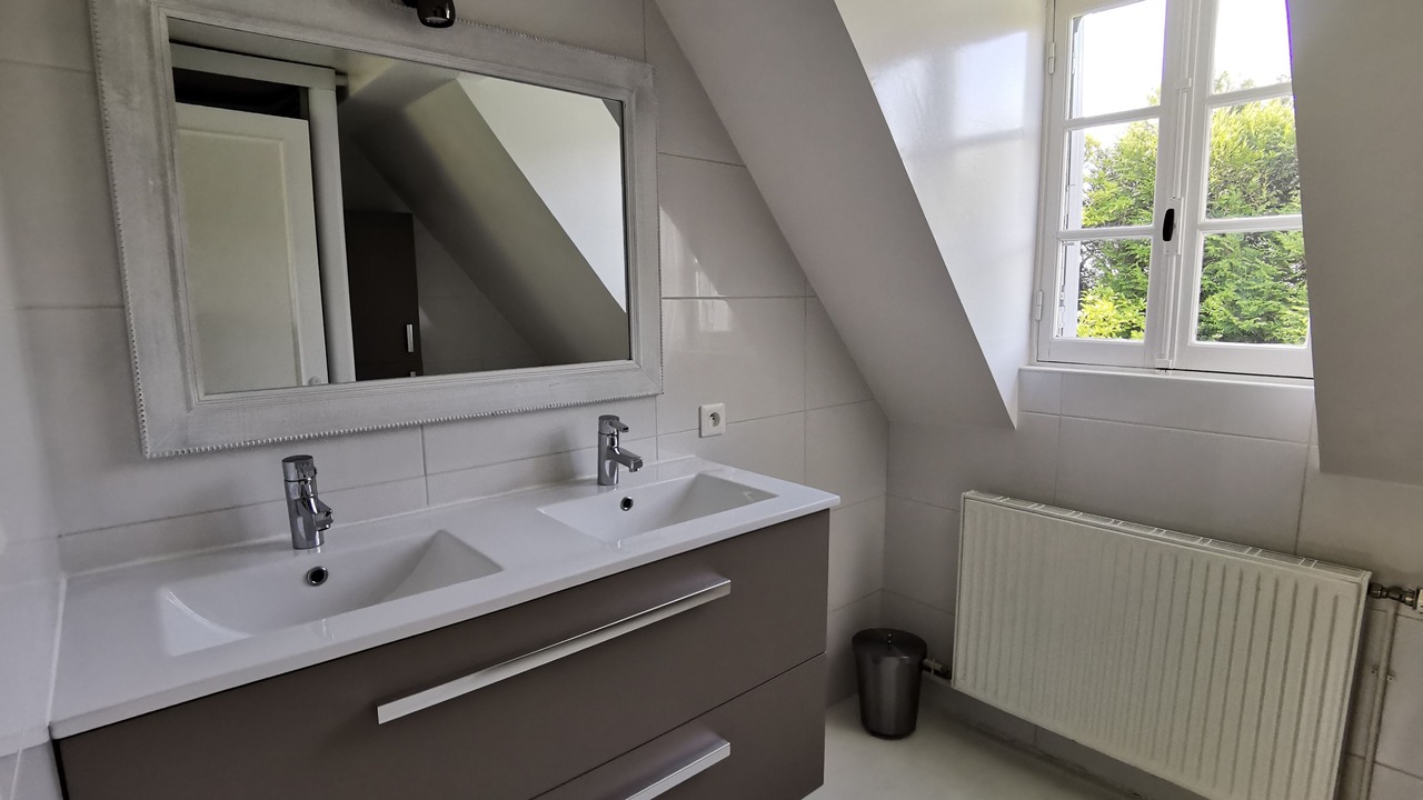 Photo of Bathroom in Lieurey