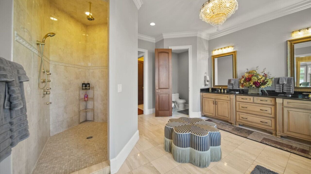 Photo of Bathroom in Morris