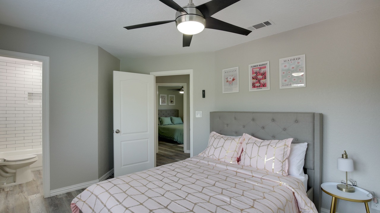 Photo of Bedroom in Kemp