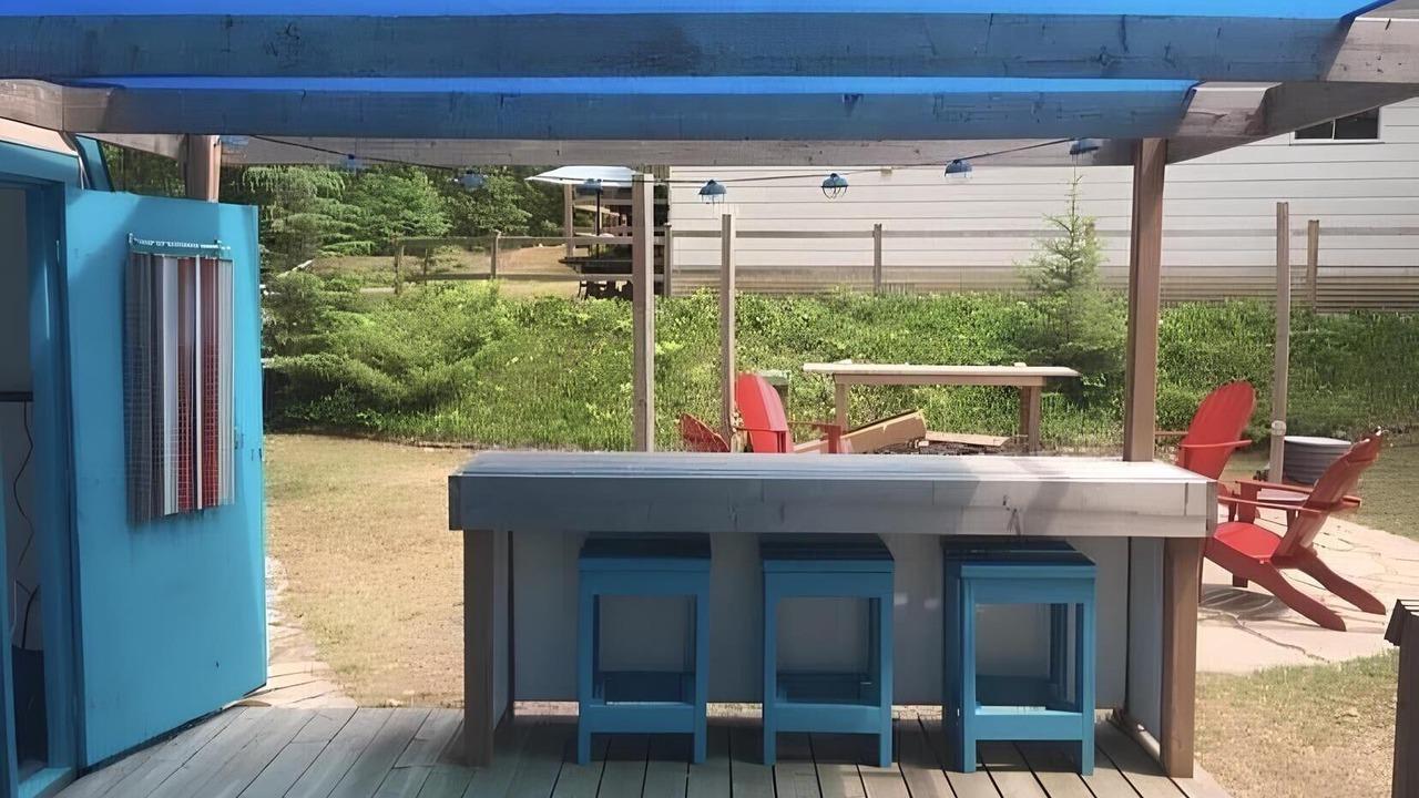 Photo of Patio Balcony in Sauble Beach