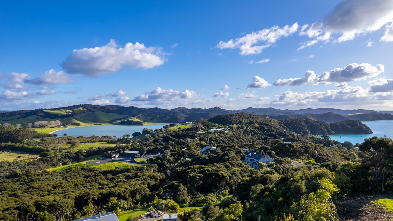 Photo of Outdoor in Russell