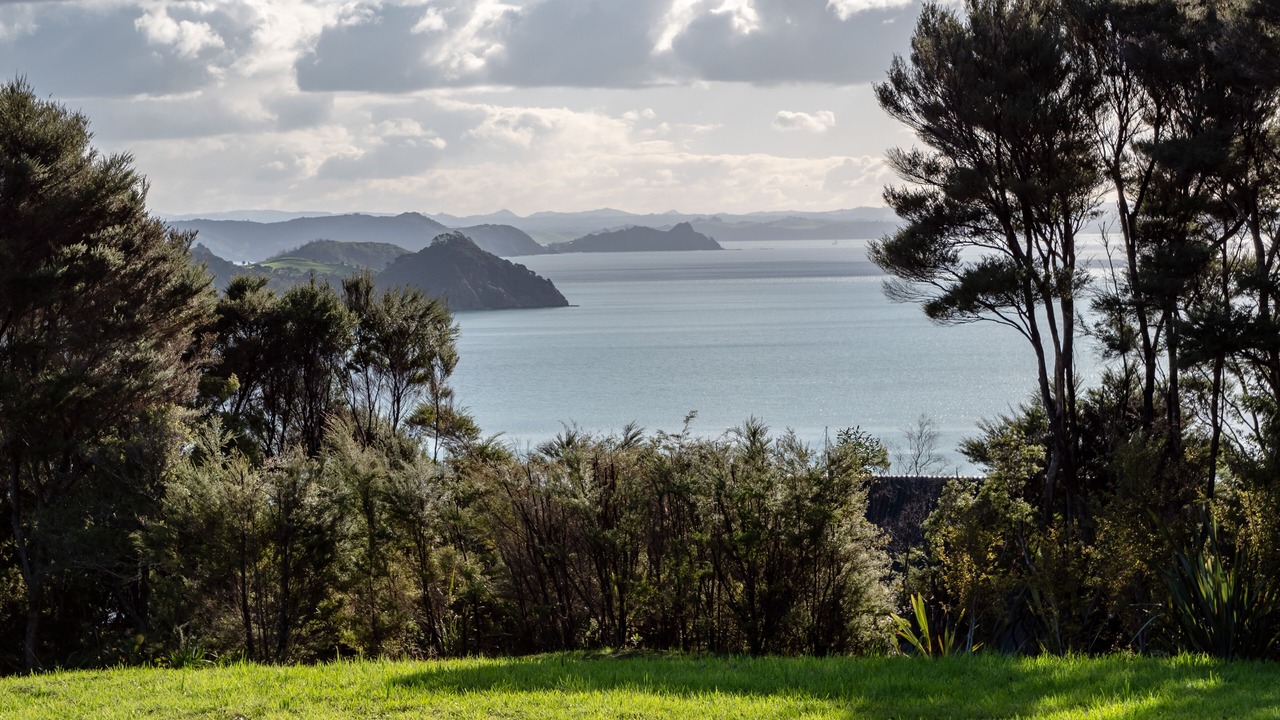 Photo of Outdoor in Russell