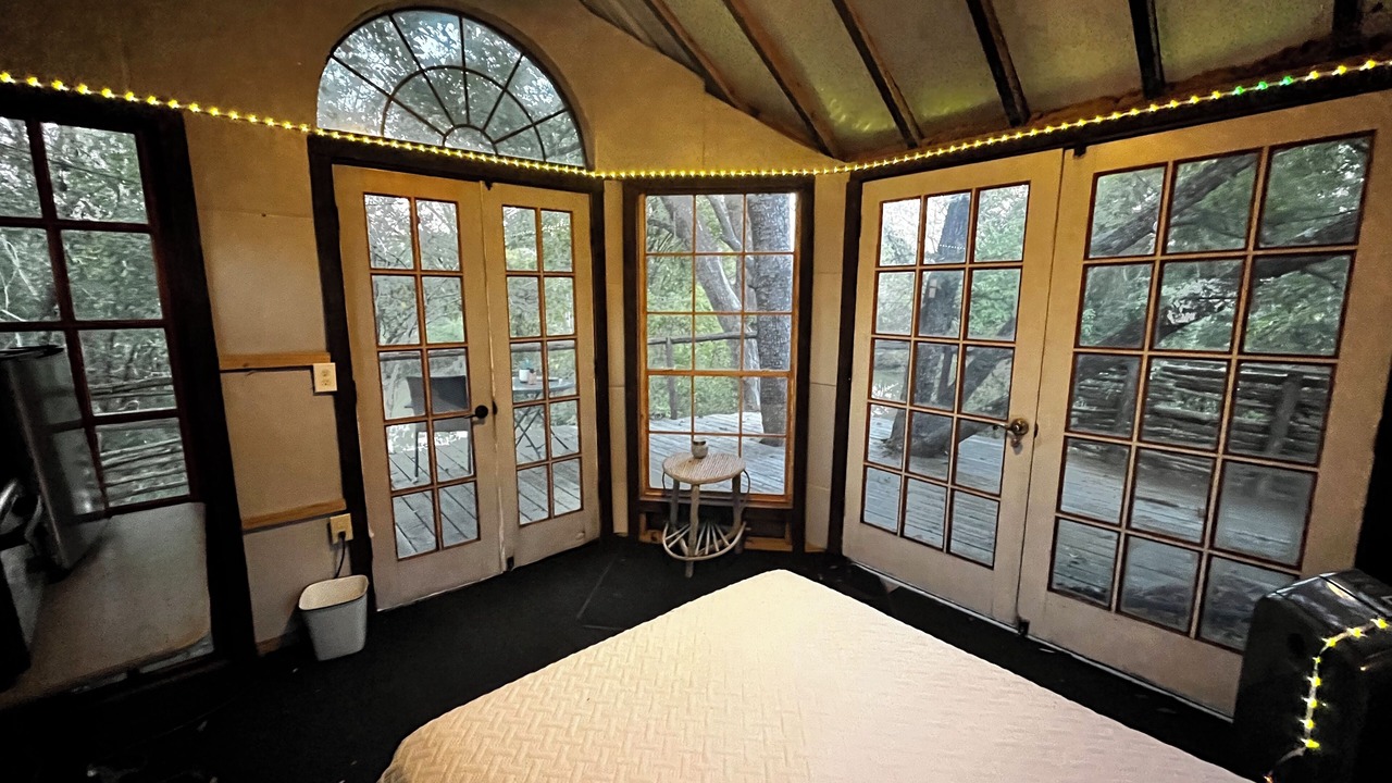 Photo of Bedroom in Willis