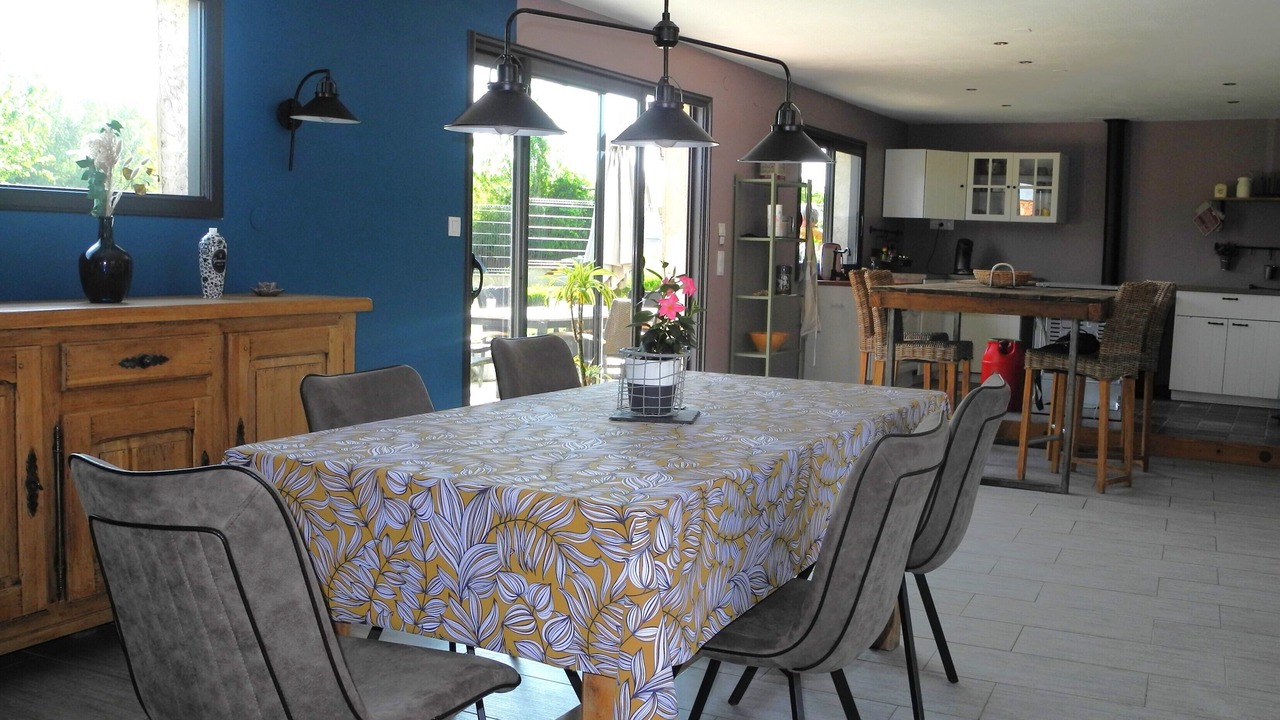 Photo of Others in Widehem