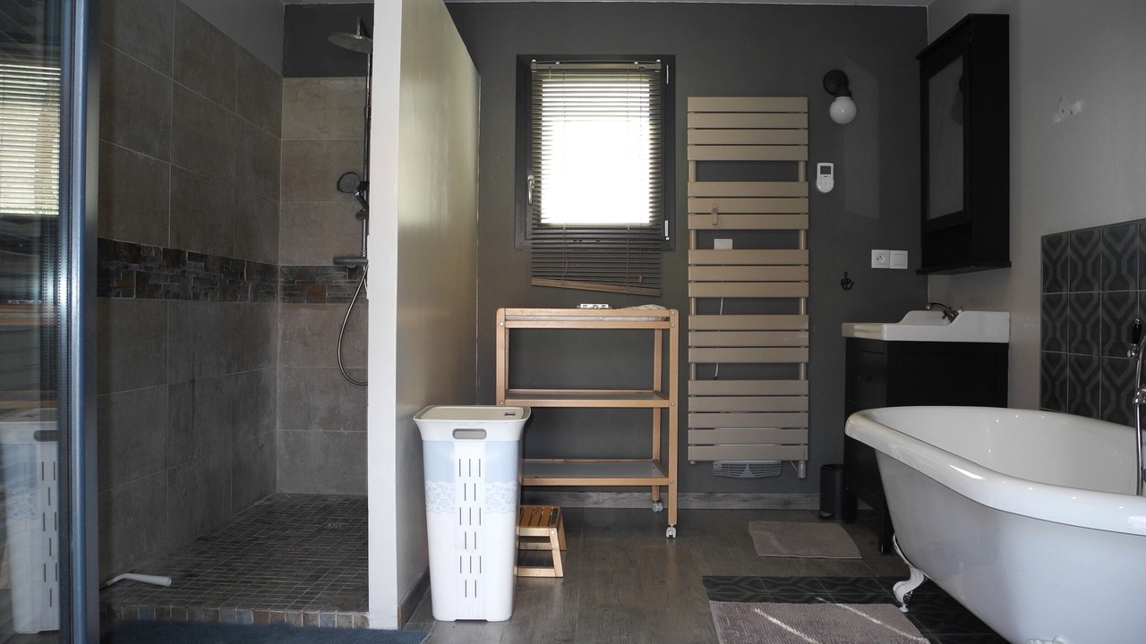 Photo of Bathroom in Widehem