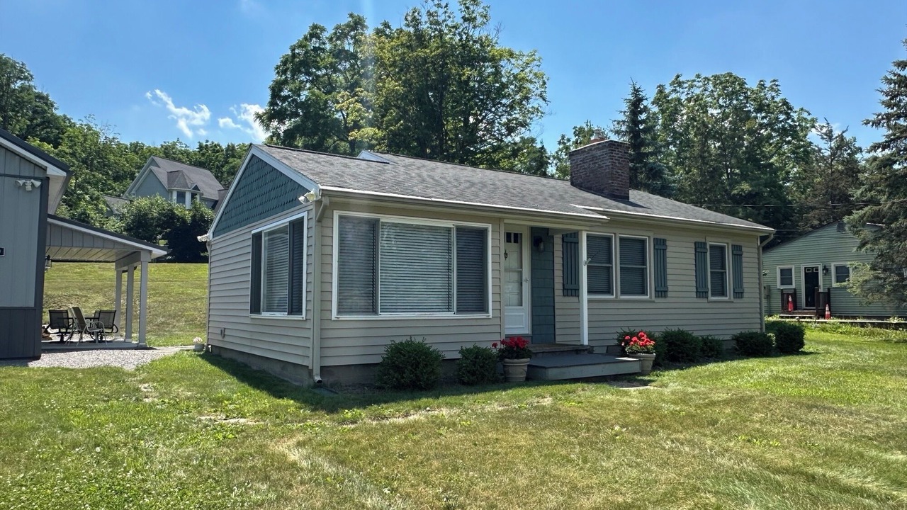 Photo of Outdoor in Rushville