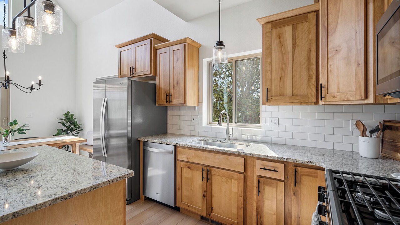 Photo of Others in Rainbow Valley