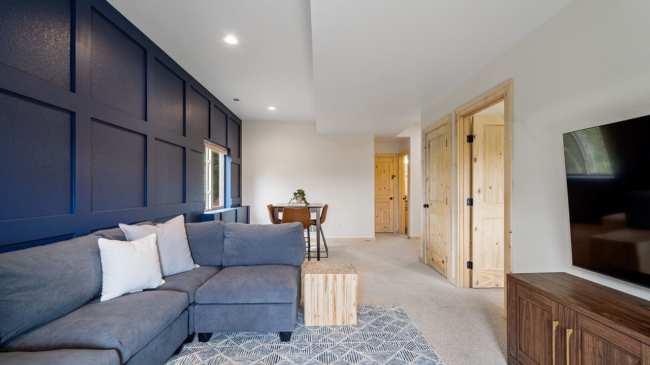 Photo of Others in Rainbow Valley