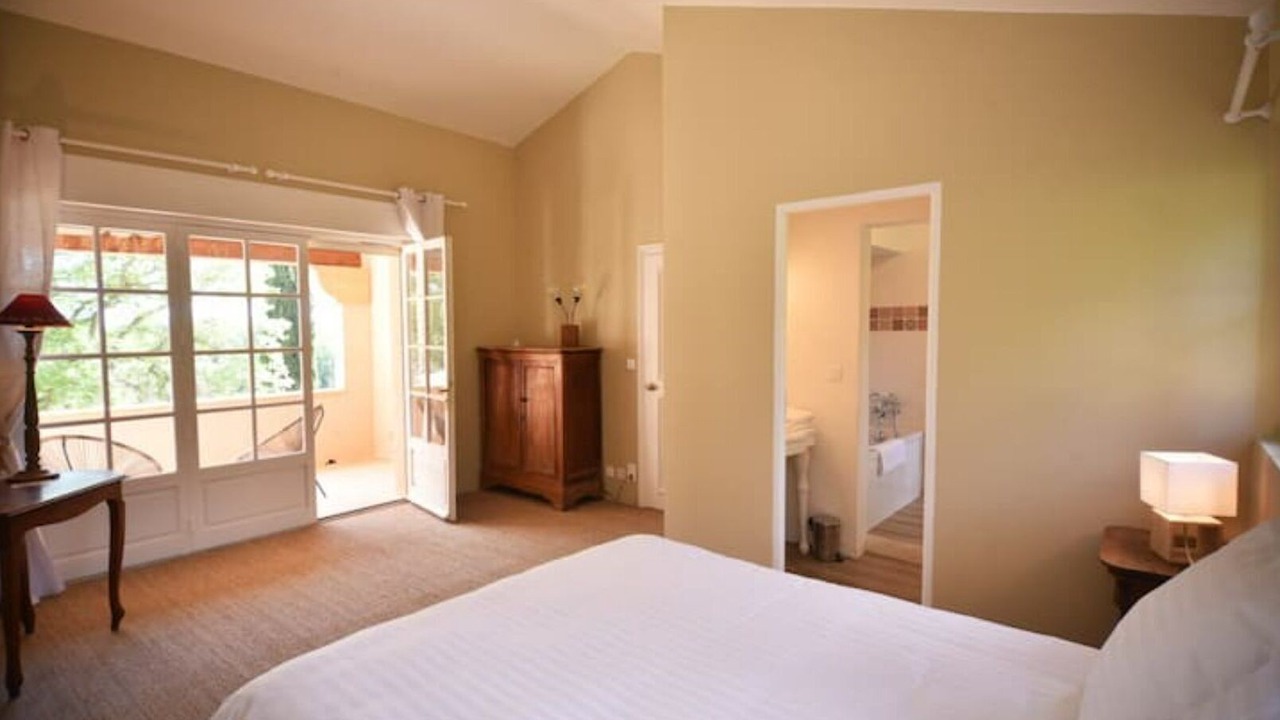 Photo of Bedroom in Flayosc