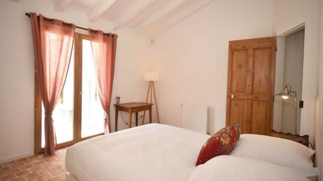 Photo of Bedroom in Flayosc