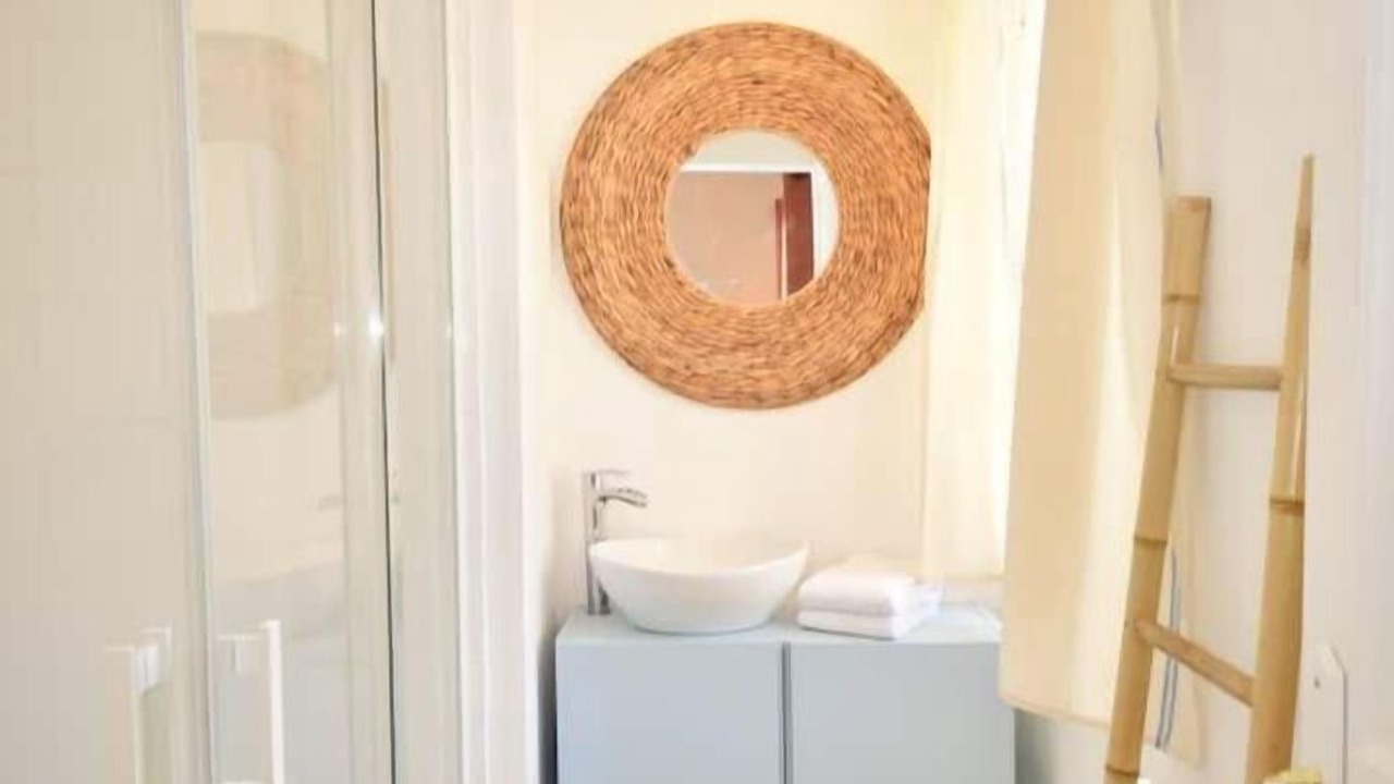 Photo of Bathroom in Flayosc