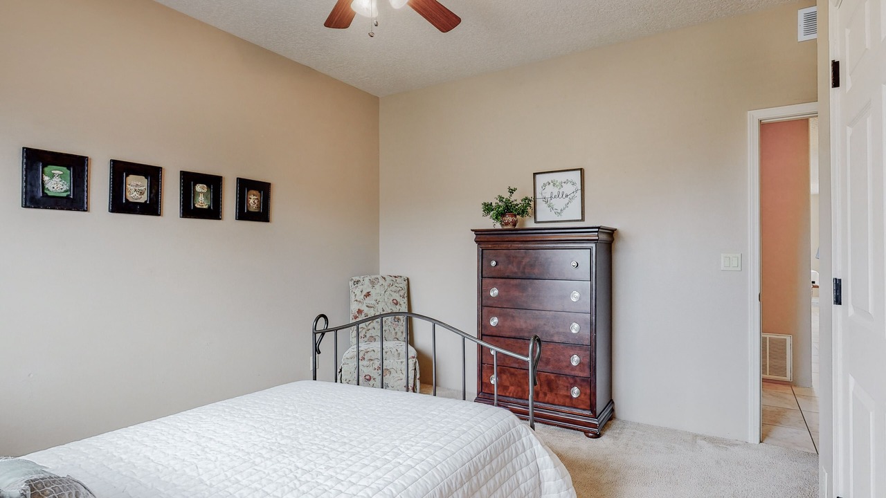 Photo of Bedroom in Rio Rancho