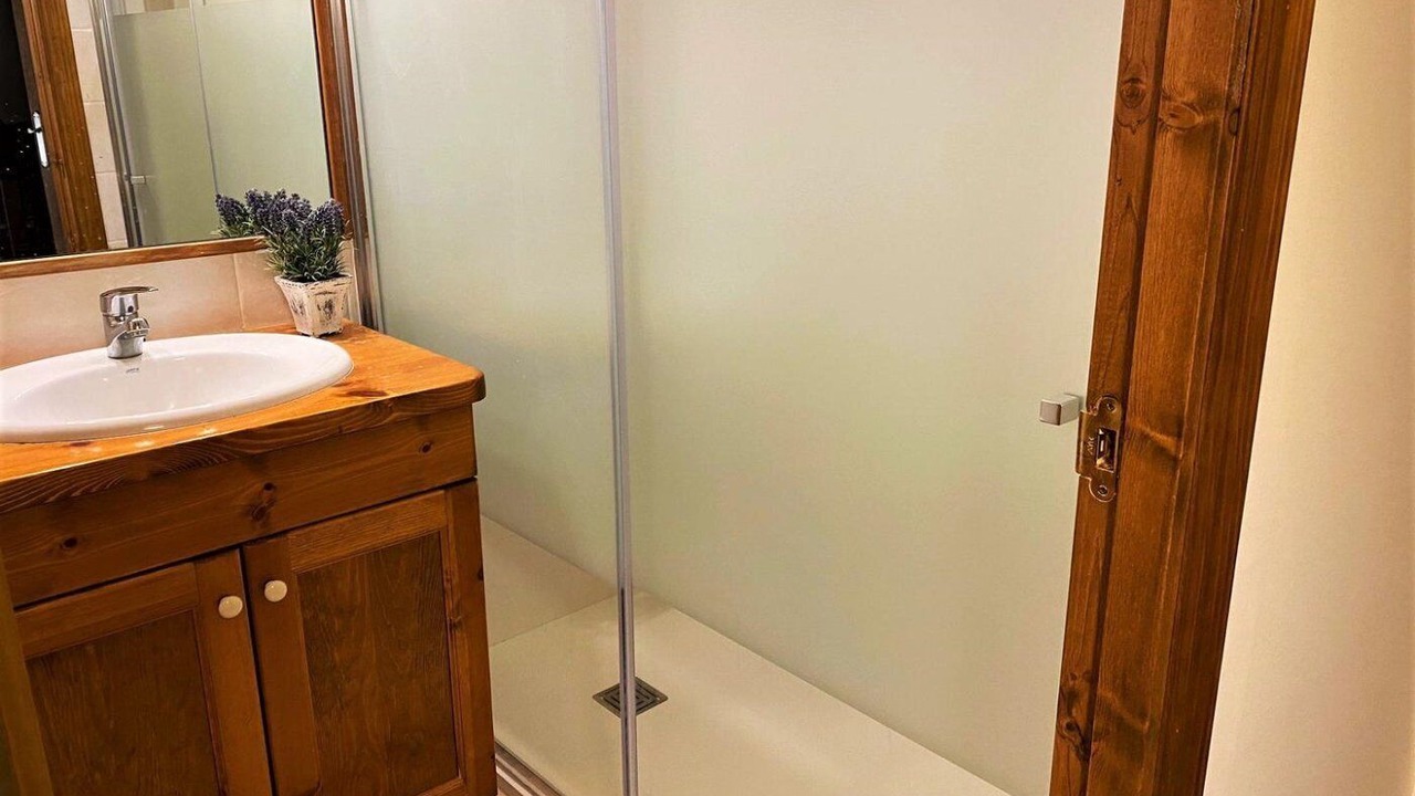 Photo of Bathroom in Angoustrine