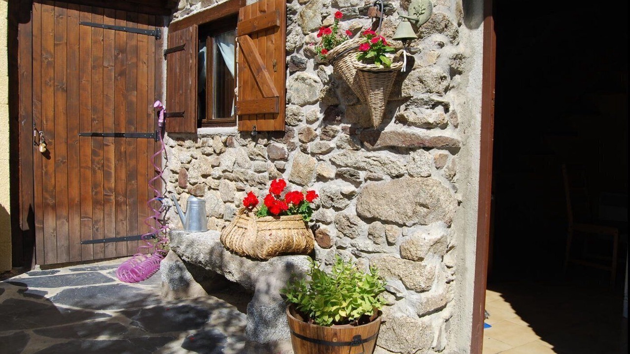 Photo of Outdoor in Dorres