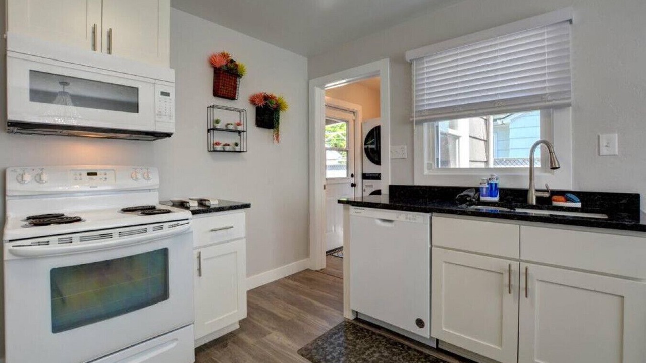 Photo of Kitchen in Central Point