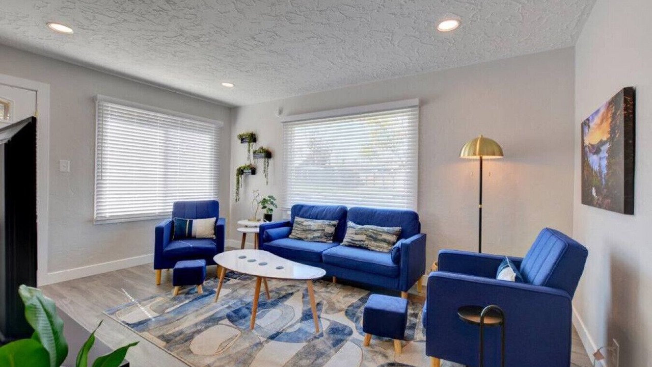 Photo of Livingroom in Central Point