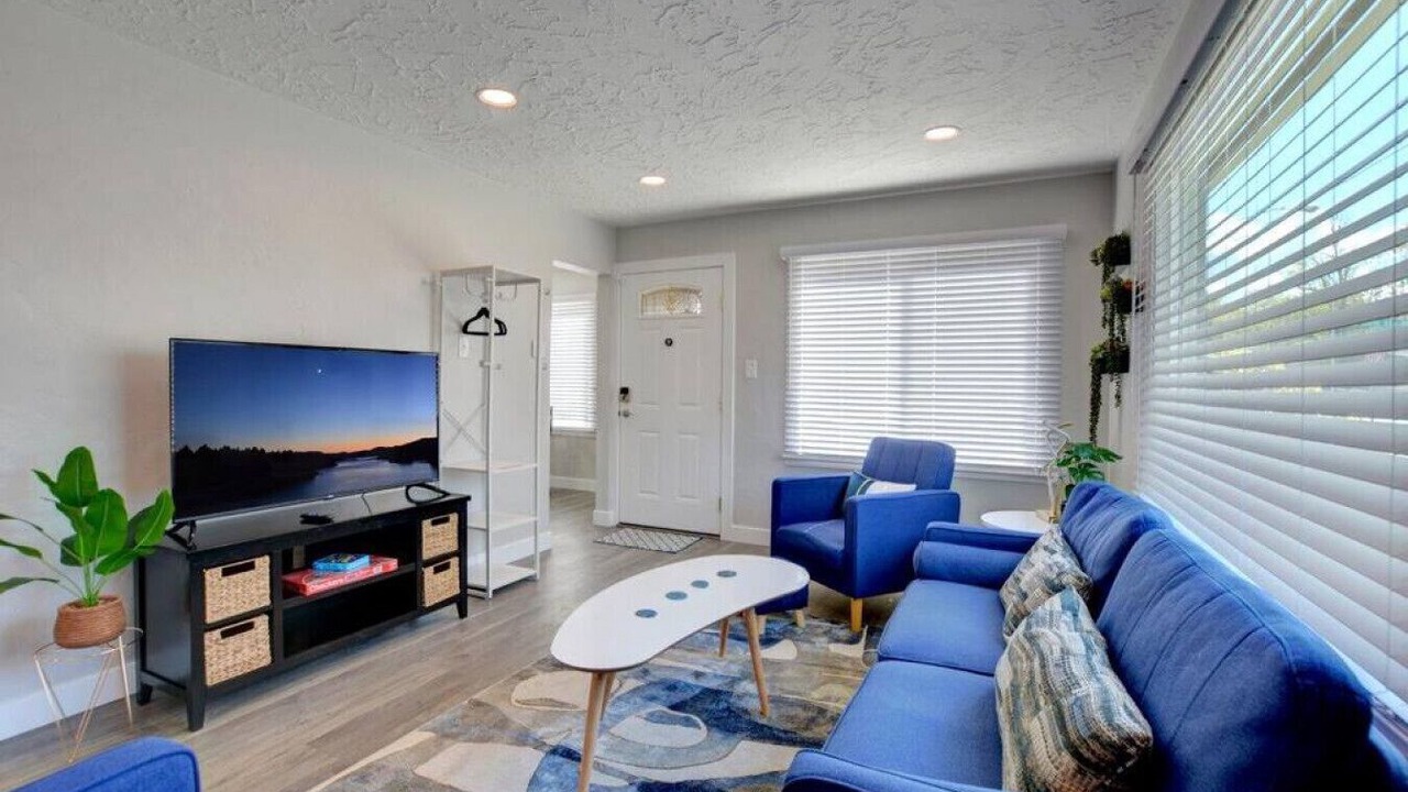 Photo of Livingroom in Central Point