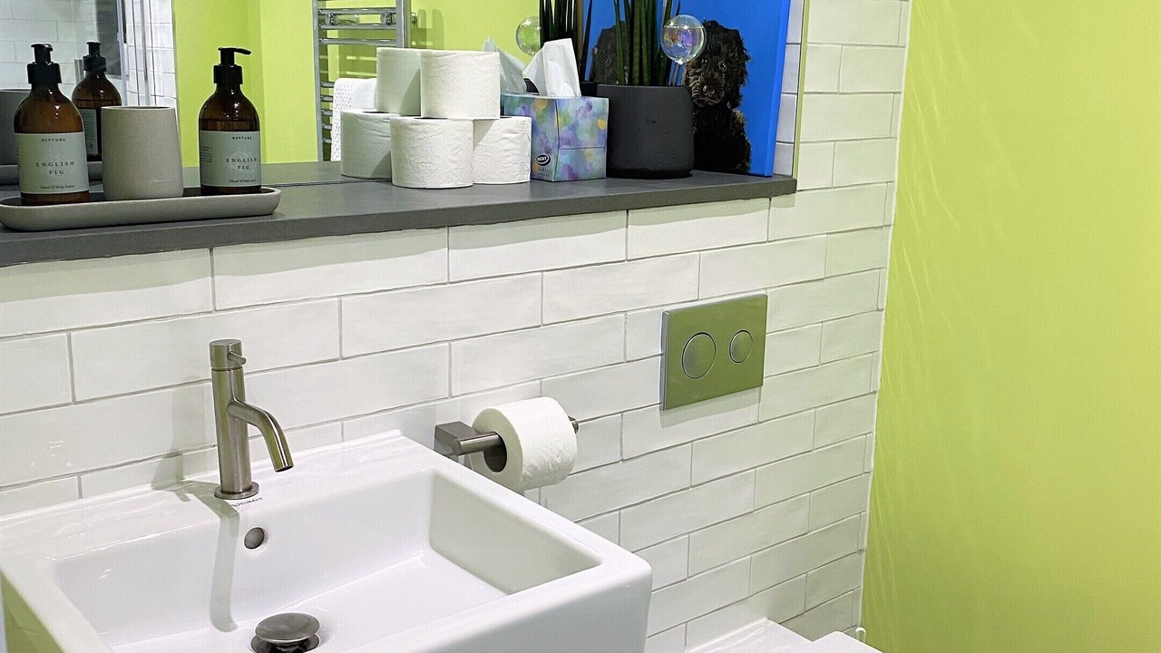 Photo of Bathroom in Canon's Marsh